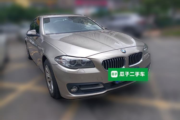 Used BMW 5 Series 2017 520Li Elegant Edition Front Right 45 Deg