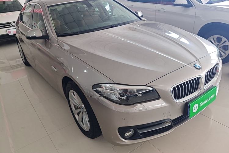 Used BMW 5 Series 2017 520Li Elegant Edition Front Right 45 Deg
