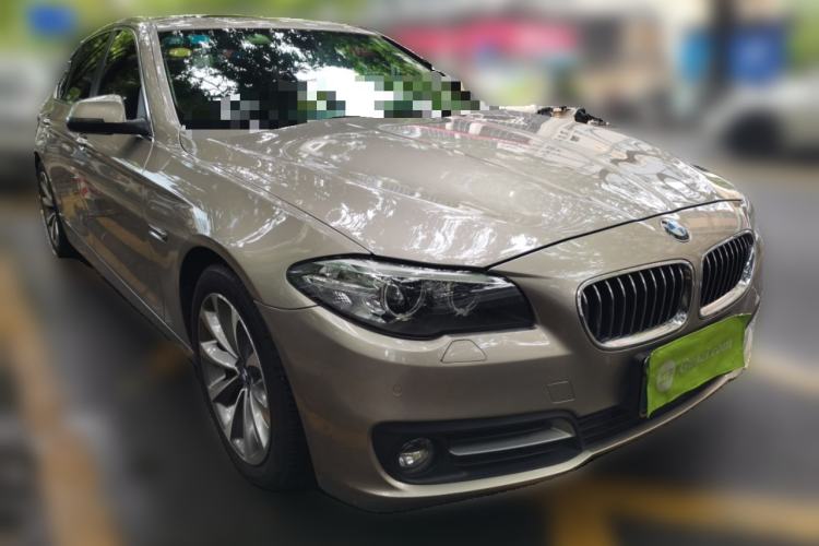 Used BMW 5 Series 2017 525Li Leading Model Front Right 45 Deg