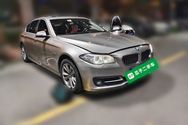 Used BMW 5 Series 2017 520Li Elegant Edition Front Right 45 Deg
