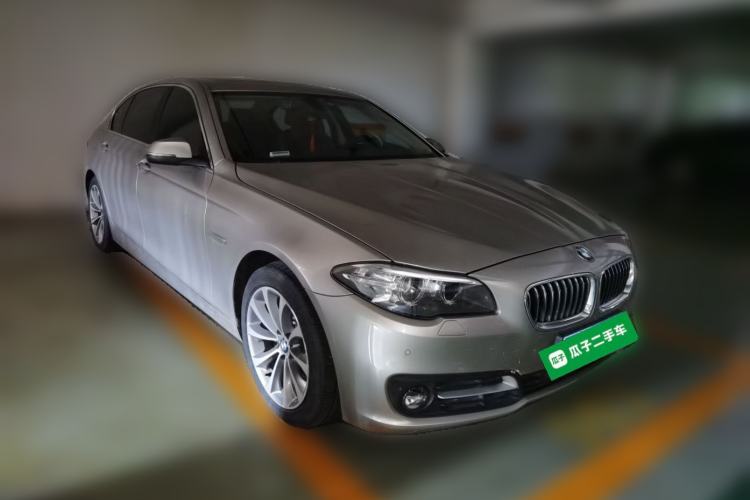 Used BMW 5 Series 2017 525Li Leading Model Front Right 45 Deg