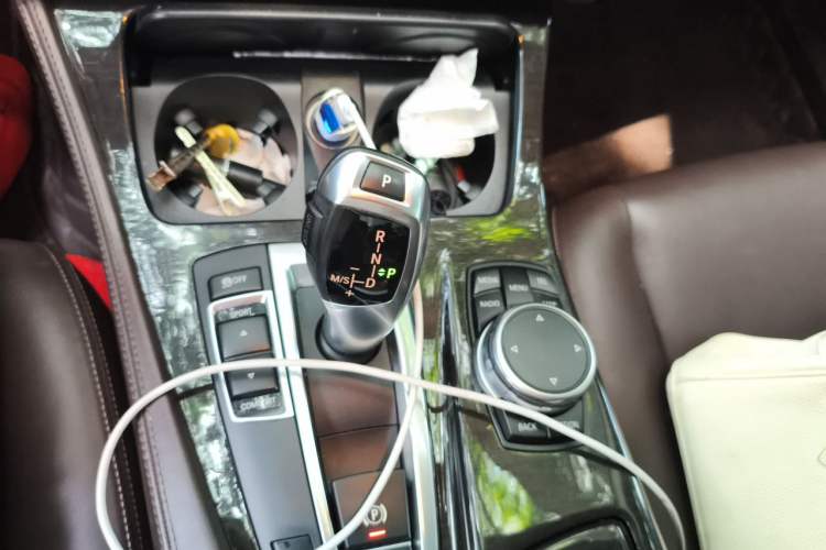 Used BMW 5 Series 2017 525Li Luxury Design Package Gear Lever