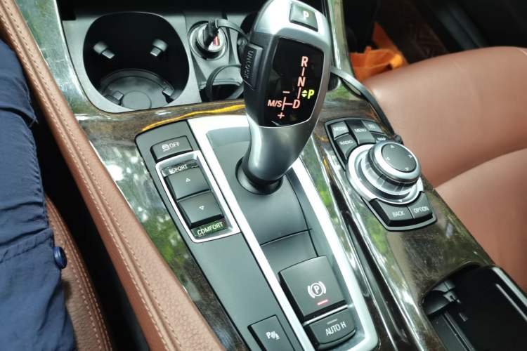 Used BMW 5 Series 2017 525Li Leading Model Gear Lever