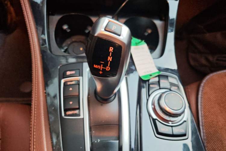 Used BMW 5 Series 2017 520Li Elegant Edition Gear Lever