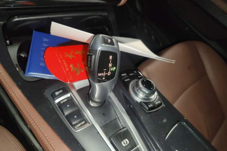 Used BMW 5 Series 2017 520Li Elegant Edition Gear Lever