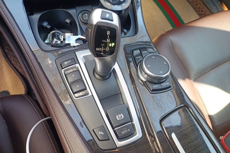 Used BMW 5 Series 2017 525Li Luxury Design Package Gear Lever