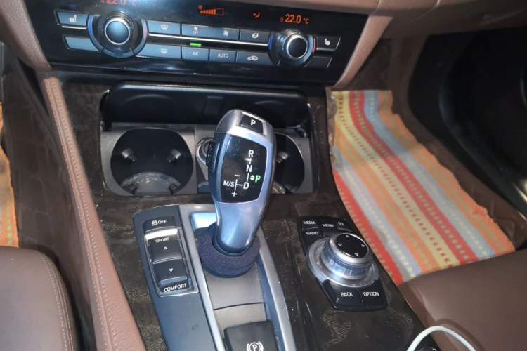 Used BMW 5 Series 2017 525Li Leading Model Gear Lever