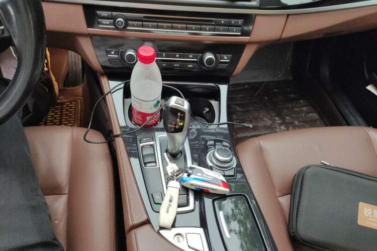 Used BMW 5 Series 2017 520Li Elegant Edition Gear Lever
