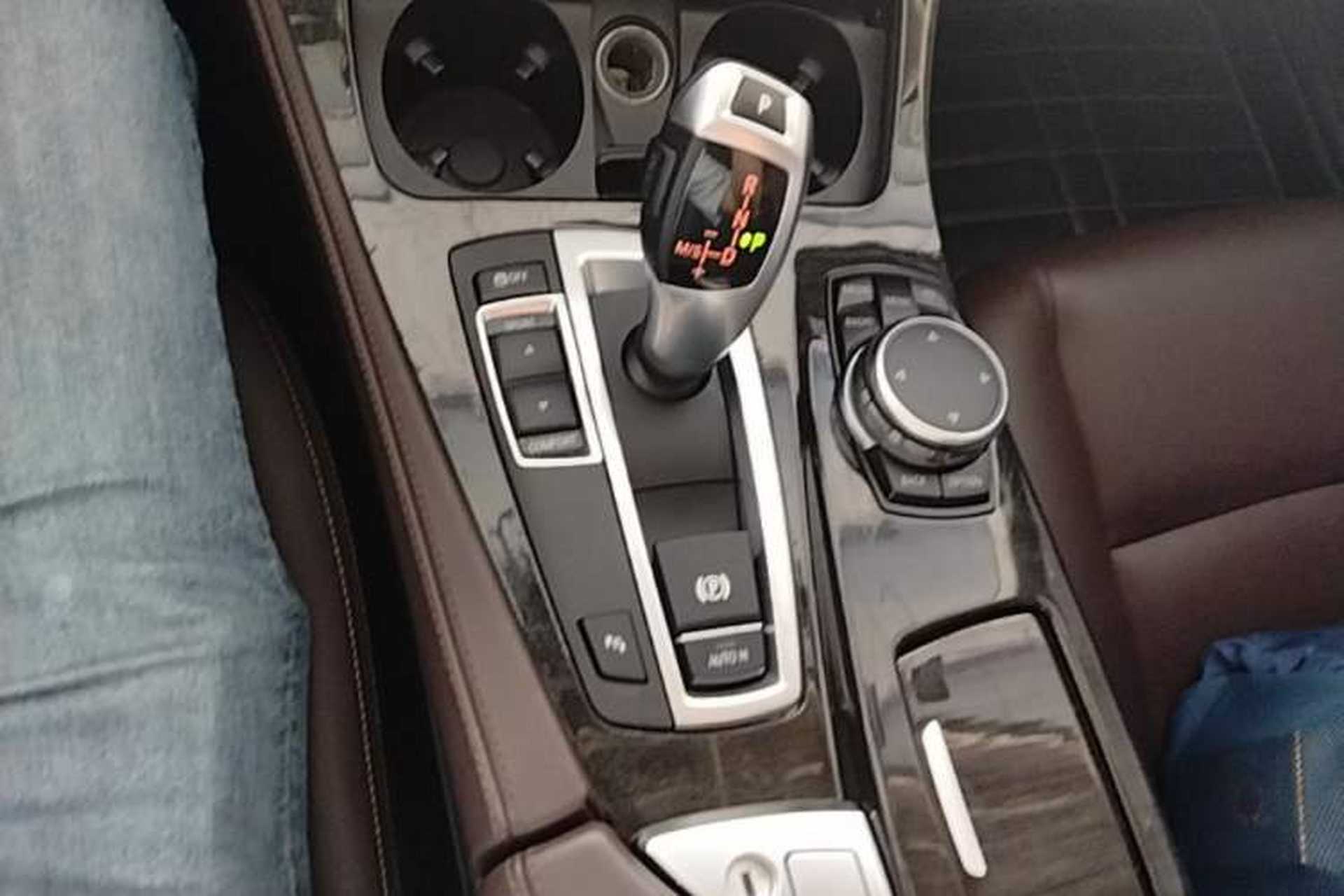 Used BMW 5 Series 2017 525Li Luxury Design Package Gear Lever