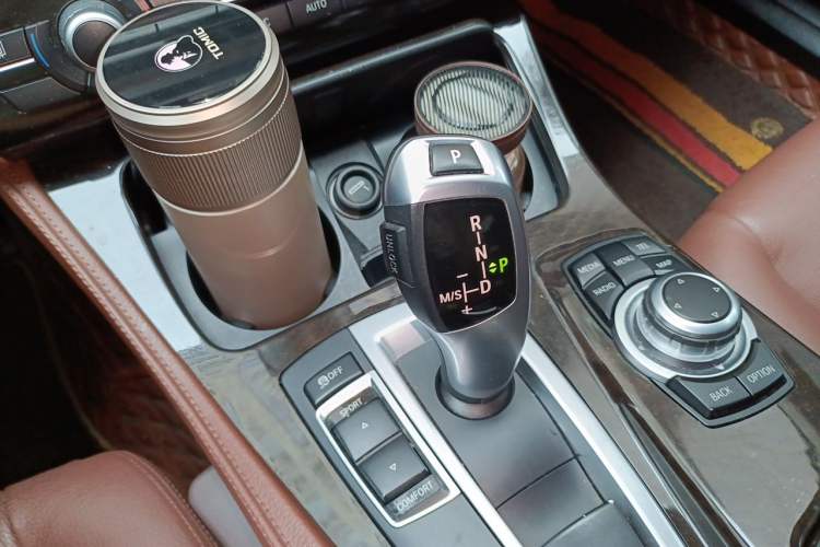 Used BMW 5 Series 2017 525Li Leading Model Gear Lever