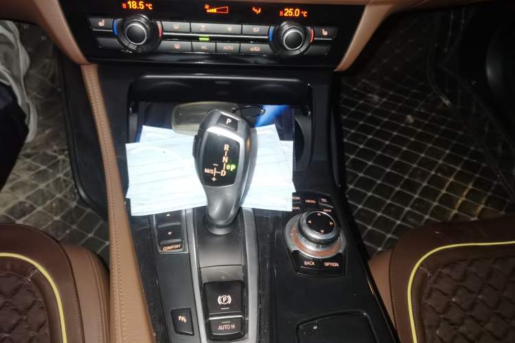 Used BMW 5 Series 2017 520Li Elegant Edition Gear Lever