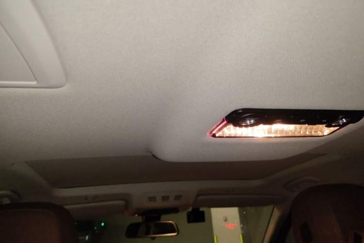 Used BMW 5 Series 2017 520Li Elegant Edition Headliner