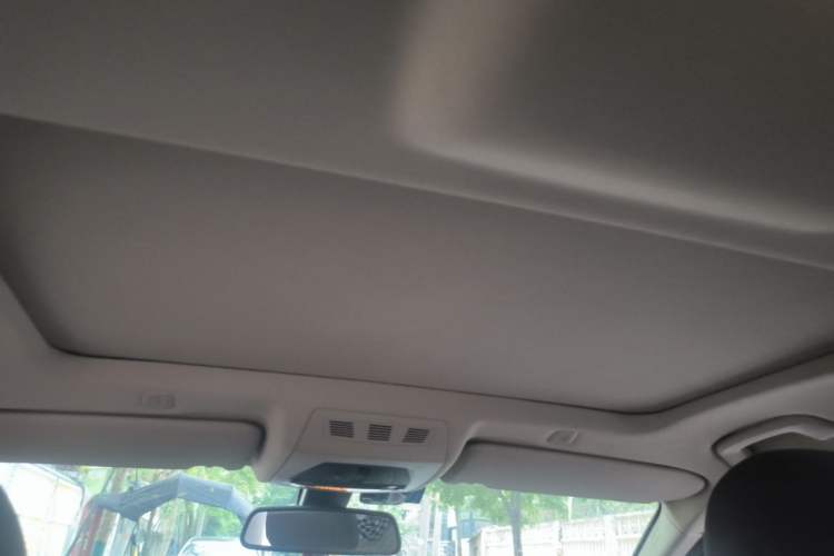 Used BMW 5 Series 2017 525Li Luxury Design Package Headliner
