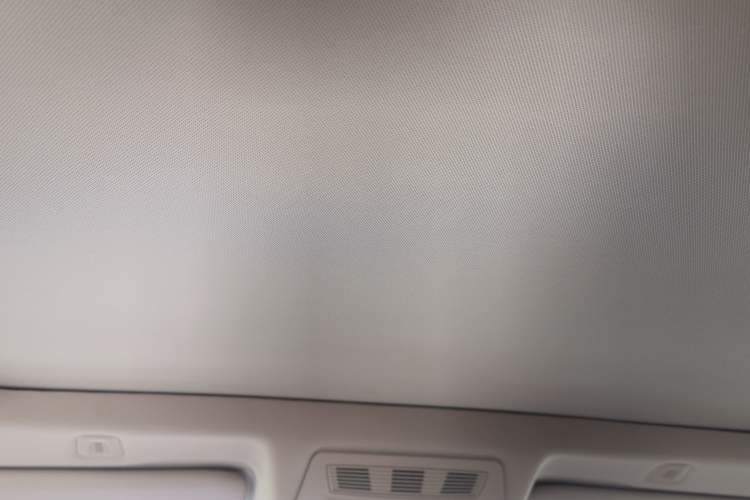 Used BMW 5 Series 2017 525Li Luxury Design Package Headliner