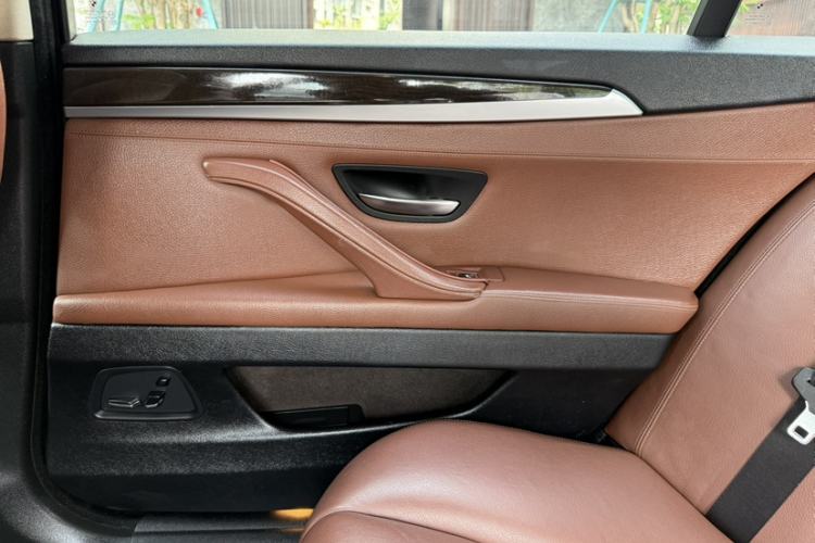 Used BMW 5 Series 2017 525Li Leading Model Interior 10