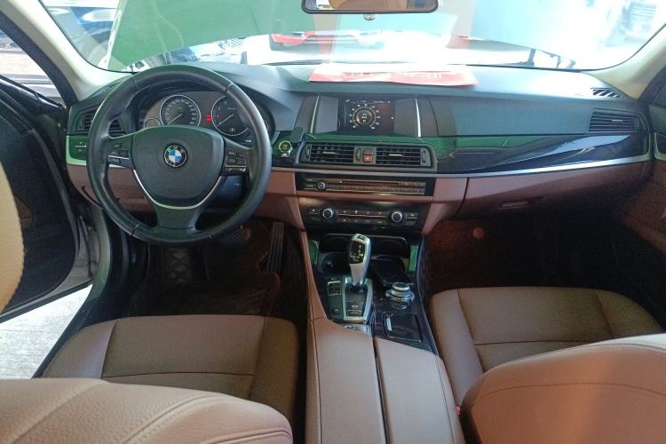 Used BMW 5 Series 2017 520Li Elegant Edition Interior 2