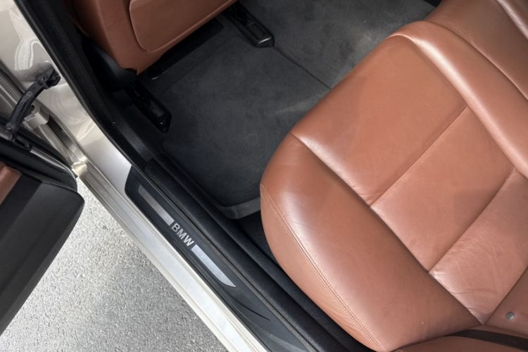 Used BMW 5 Series 2017 525Li Leading Model Interior 9
