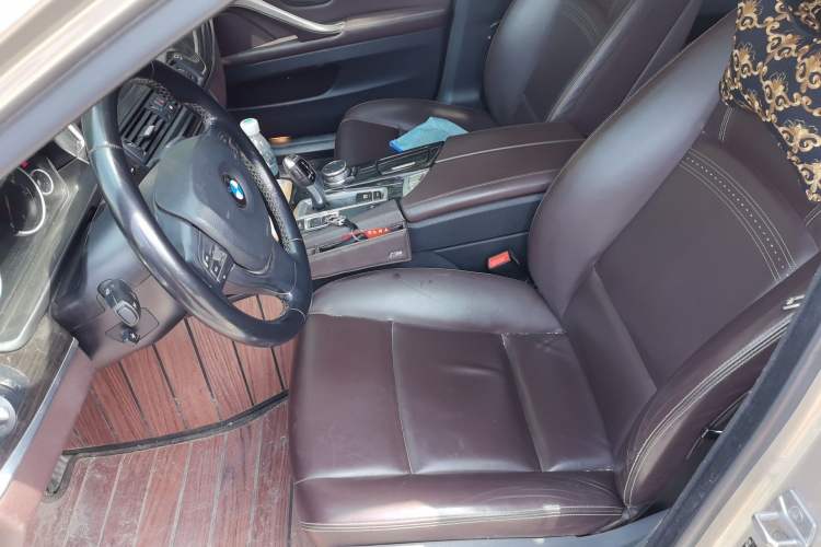 Used BMW 5 Series 2017 525Li Luxury Design Package Left Front Seat