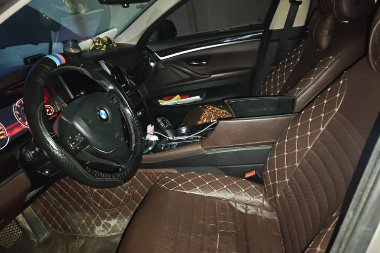 Used BMW 5 Series 2017 525Li Luxury Design Package Left Front Seat
