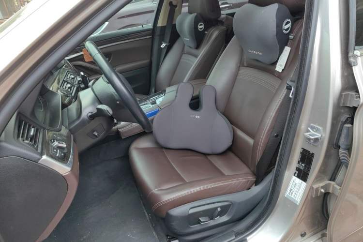 Used BMW 5 Series 2017 525Li Luxury Design Package Left Front Seat