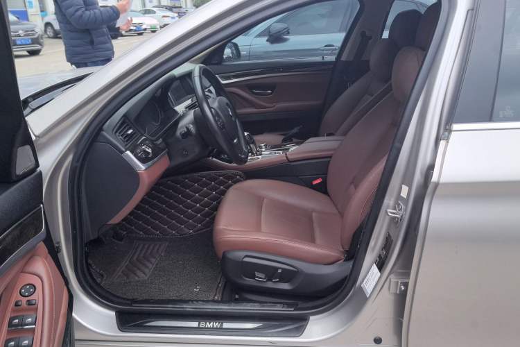 Used BMW 5 Series 2017 525Li Leading Model Left Front Seat