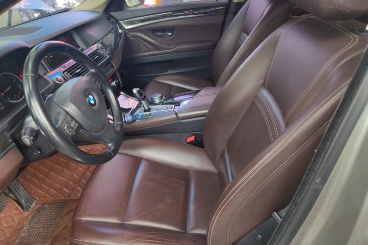Used BMW 5 Series 2017 525Li Luxury Design Package Left Front Seat