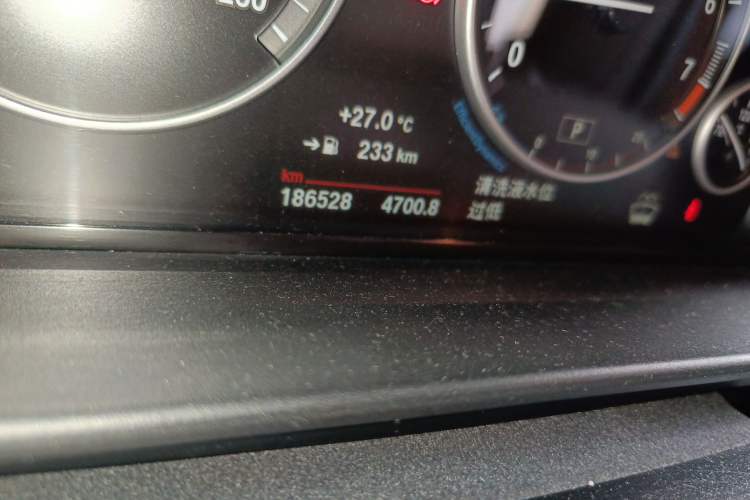 Used BMW 5 Series 2017 520Li Elegant Edition Odometer Close Up