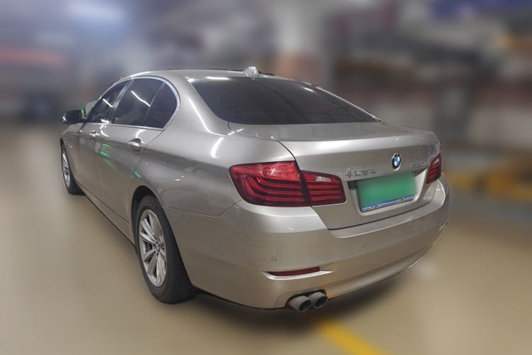 Used BMW 5 Series 2017 520Li Elegant Edition Rear Left 45 Deg