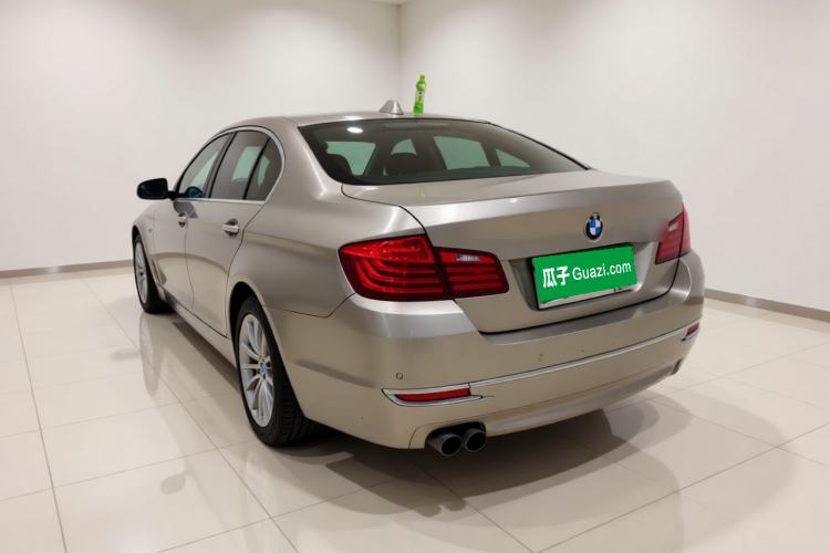 Used BMW 5 Series 2017 525Li Luxury Design Package Rear Left 45 Deg