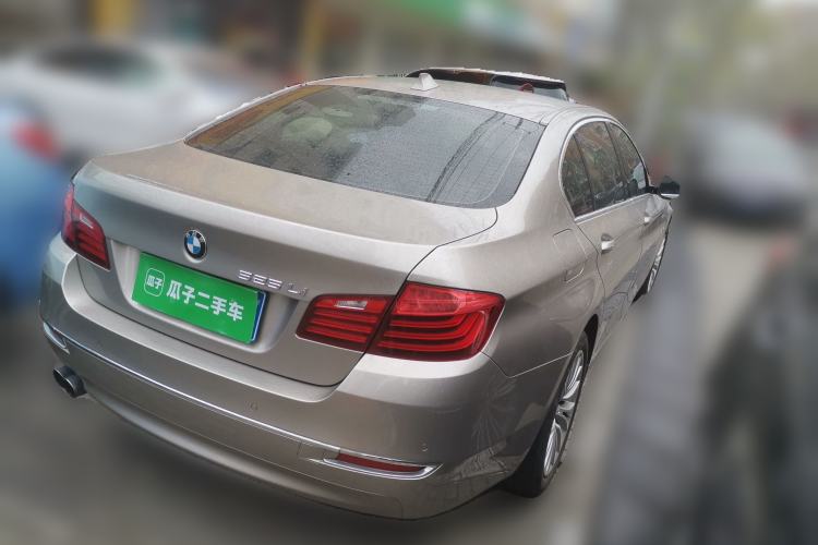 Used BMW 5 Series 2017 525Li Luxury Design Package Rear Right 45 Deg