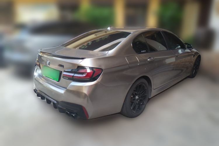 Used BMW 5 Series 2017 525Li Luxury Design Package Rear Right 45 Deg