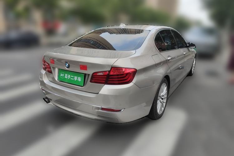 Used BMW 5 Series 2017 525Li Luxury Design Package Rear Right 45 Deg