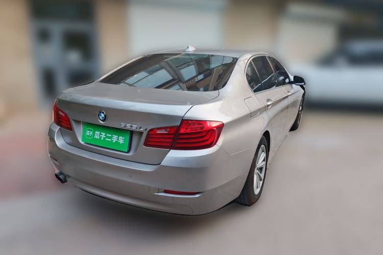 Used BMW 5 Series 2017 520Li Elegant Edition Rear Right 45 Deg