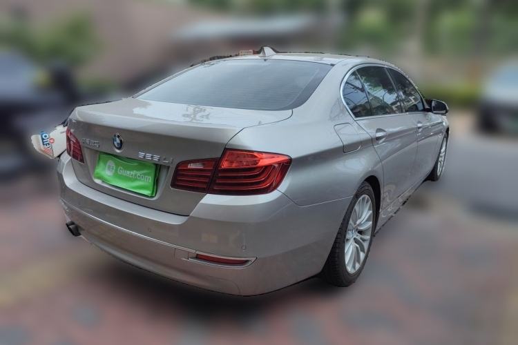 Used BMW 5 Series 2017 525Li Luxury Design Package Rear Right 45 Deg