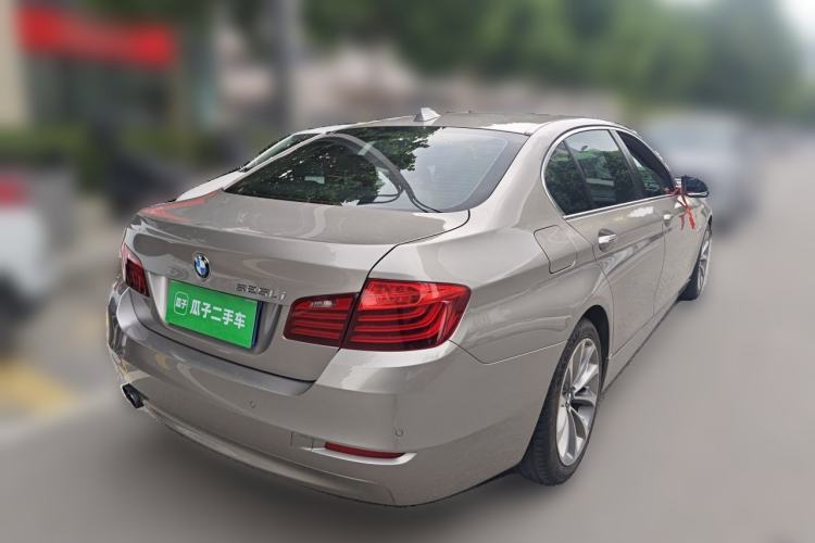 Used BMW 5 Series 2017 525Li Leading Model Rear Right 45 Deg