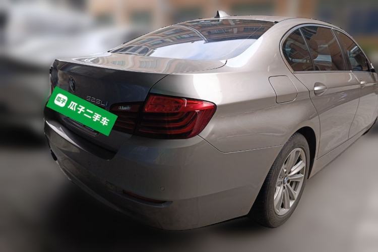 Used BMW 5 Series 2017 520Li Elegant Edition Rear Right 45 Deg