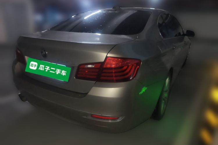 Used BMW 5 Series 2017 525Li Luxury Design Package Rear Right 45 Deg