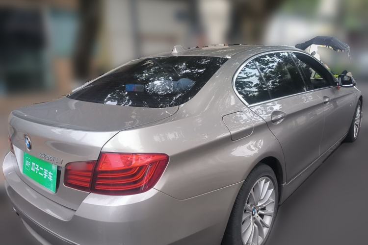 Used BMW 5 Series 2017 525Li Luxury Design Package Rear Right 45 Deg