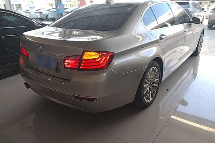 Used BMW 5 Series 2017 525Li Luxury Design Package Rear Right 45 Deg