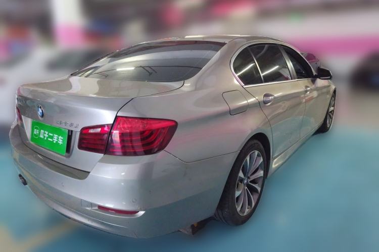 Used BMW 5 Series 2017 525Li Leading Model Rear Right 45 Deg