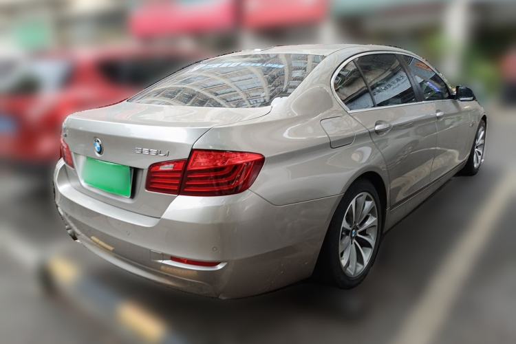 Used BMW 5 Series 2017 525Li Leading Model Rear Right 45 Deg