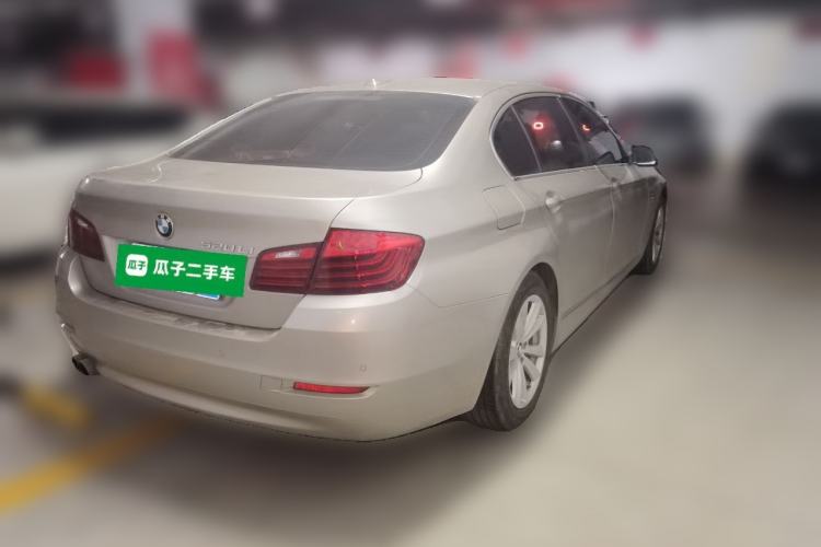 Used BMW 5 Series 2017 520Li Elegant Edition Rear Right 45 Deg