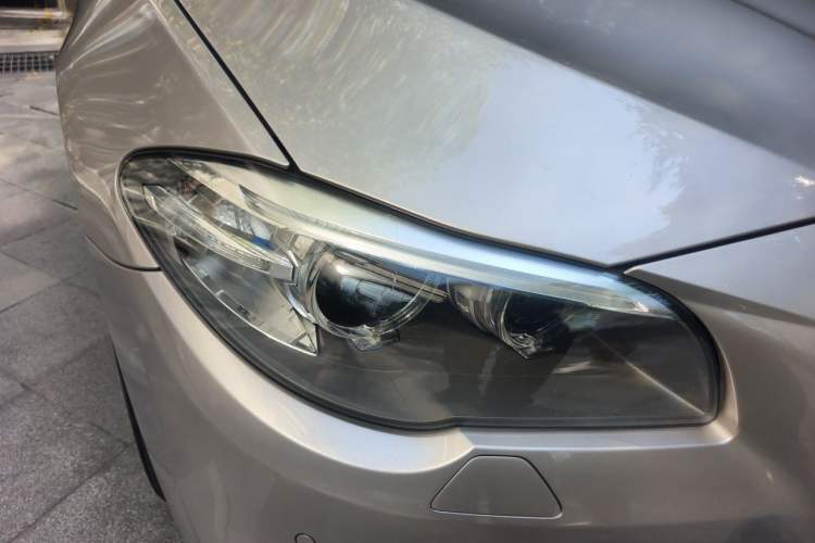Used BMW 5 Series 2017 525Li Luxury Design Package Right Front Headlight