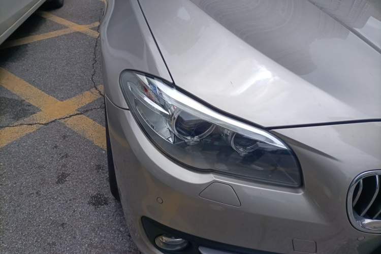 Used BMW 5 Series 2017 520Li Elegant Edition Right Front Headlight