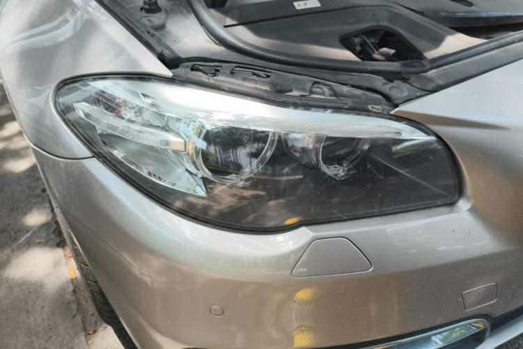 Used BMW 5 Series 2017 525Li Luxury Design Package Right Front Headlight