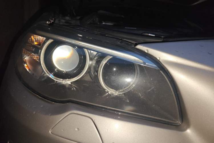 Used BMW 5 Series 2017 525Li Luxury Design Package Right Front Headlight