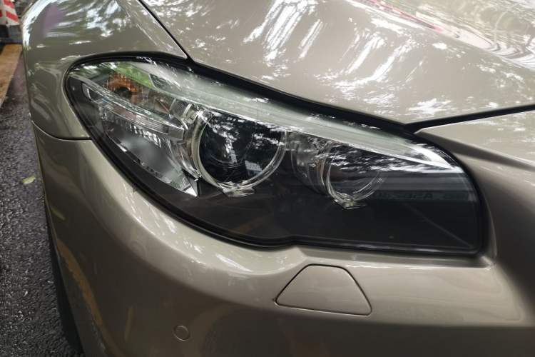 Used BMW 5 Series 2017 525Li Leading Model Right Front Headlight