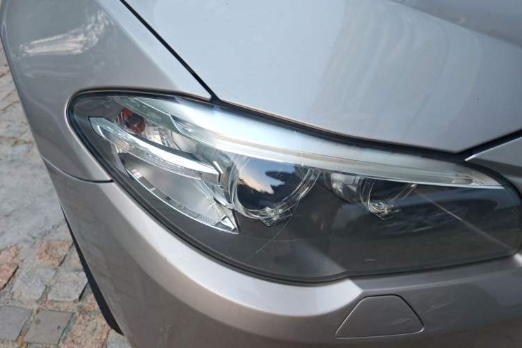 Used BMW 5 Series 2017 520Li Elegant Edition Right Front Headlight