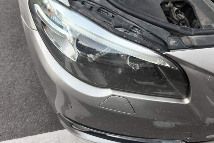 Used BMW 5 Series 2017 525Li Luxury Design Package Right Front Headlight