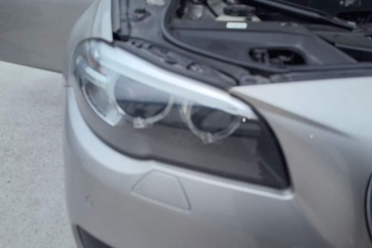 Used BMW 5 Series 2017 525Li Leading Model Right Front Headlight